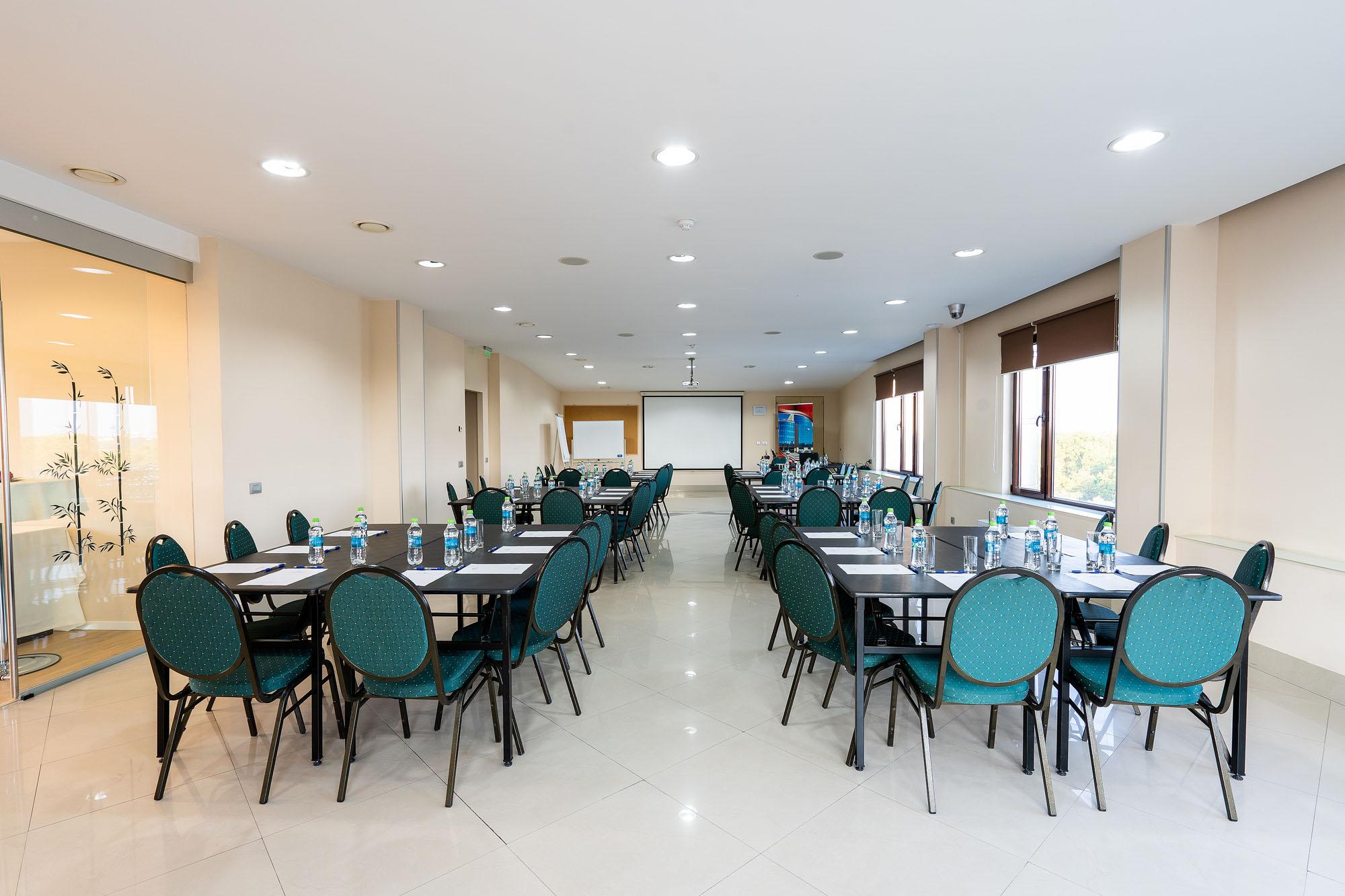 Hotel Parliament Bucharest Exterior photo